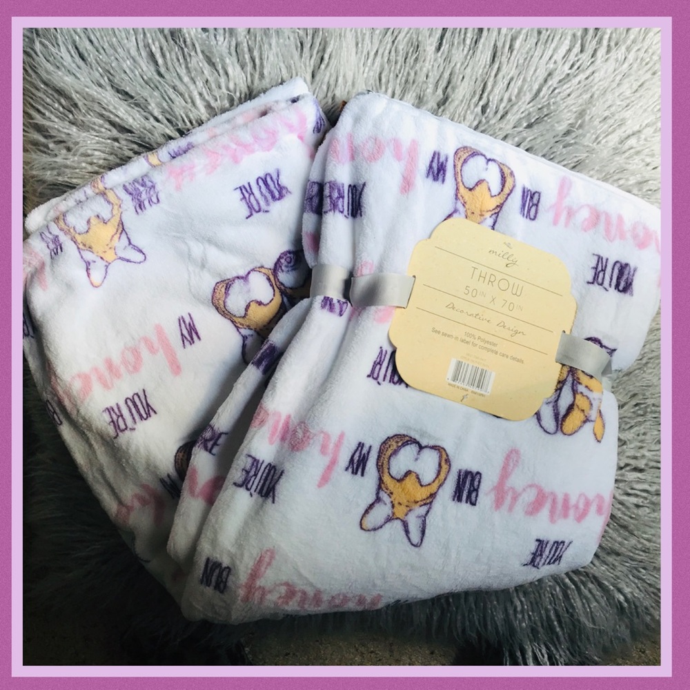 Milly You’re My Honey Bun Corgi Plush Blanket - Picture 5 of 8